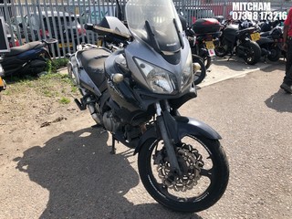 Location: Mitcham - 2008 SUZUKI DL 1000 K8 GT Motorcycle REG: GY58DKX, Keys: No, MOT Expiry date: 20/10/2023, 996 Petrol, MANUAL, Former Keepers: 2