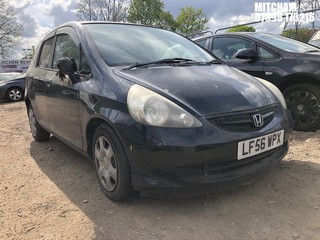 Location: Mitcham - 2007 HONDA  JAZZ 5 Door Hatchback REG: LF56WPX, Keys: No, MOT Expiry date: 26/10/2025, 1300 Petrol, AUTOMATIC, Former Keepers: 8