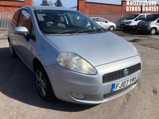 Location: Nottingham - 2006 FIAT PUNTO 1.2 3 Door Hatchback REG: FJ07YMS, Keys: No, MOT Expiry date: 02/06/2024, 1242 Petrol, 5 Speed Manual Petrol, Former Keepers: 5