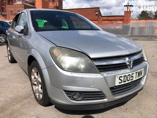 Location: Nottingham - 2005 VAUXHALL ASTRA SXI TWINPORT 5 Door Hatchback REG: SD05TWN, Keys: No, MOT Expiry date: 29/11/2024, 1598 Petrol, 5 Speed Manual Petrol, Former Keepers: 10