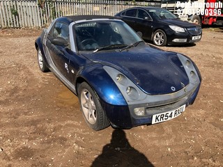 Location: Peterborough - 2004 SMART ROADSTER 80 AUTO(RHD) Convertible REG: KR54RXU, Keys: No, MOT Expiry date: 09/11/2024, 698 Petrol, 6 Speed Auto Petrol, Former Keepers: 9