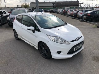 Location: BRENTWOOD - 2011 FORD FIESTA METAL 	 3 DOOR HATCHBACK REG: SM61PSU, 1596cc PETROL, 5 SPEED MANUAL PETROL, Former Keepers: 9, Keys: No, MOT: Expiry date12/09/2025