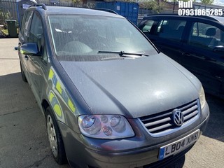 Location: Hull - 2004 VOLKSWAGEN TOURAN SE FSI TIPTRONIC A MPV REG: LB04XND, Keys: No, MOT Expiry date: 09/02/2025, 1598 Petrol, 6 Speed Auto Petrol, Former Keepers: 8