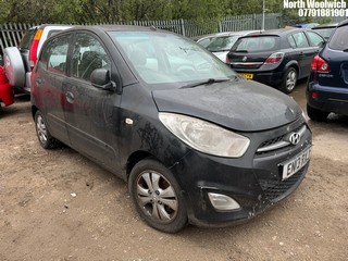 Location: North Woolwich - 2013 HYUNDAI I10 ACTIVE 5 Door Hatchback REG: EN13RXJ, Keys: No, MOT Expiry date: 03/10/2024, 1248 Petrol, 5 Speed Manual Petrol, Former Keepers: 3