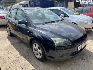 Location: North Woolwich - 2007 FORD FOCUS ZETEC CLIMATE 5 Door Hatchback REG: MT07ZVW, Keys: No, MOT Expiry date: 11/02/2024, 1596 Petrol, 5 Speed Manual Petrol, Former Keepers: 5