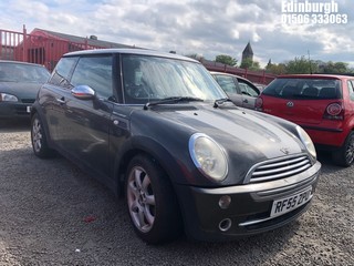 Location: Edinburgh - 2005 MINI MINI COOPER PARK LANE 3 Door Hatchback REG: RF55ZPU, Keys: No, MOT Expiry date: 29/10/2022, 1598 Petrol, 5 Speed Manual Petrol, Former Keepers: 8