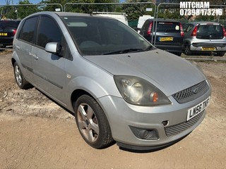 Location: Mitcham - 2006 FORD FIESTA FREEDOM 5 Door Hatchback REG: LN56TKF, Keys: No, MOT Expiry date: 06/10/2024, 1388 Petrol, 5 Speed Manual Petrol, Former Keepers: 4