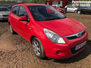 Location: Peterborough - 2011 HYUNDAI I20 COMFORT 5 Door Hatchback REG: GF61ELX, Keys: Yes, MOT Expiry date: 30/01/2025, 1248 Petrol, 5 Speed Manual Petrol, Former Keepers: 4