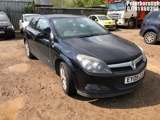 Location: Peterborough - 2009 VAUXHALL ASTRA SXI 3 Door Hatchback REG: EY09ZJN, Keys: No, MOT Expiry date: 28/12/2024, 1364 Petrol, 5 Speed Manual Petrol, Former Keepers: 5