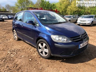 Location: Peterborough - 2006 VOLKSWAGEN GOLF PLUS SE TDI 105 S-A 5 Door Hatchback REG: AJ06HSN, Keys: No, MOT Expiry date: 30/01/2025, 1900 Diesel, 6 Speed Semi Auto Diesel, Former Keepers: 6