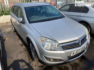 Location:  Hayes - 2007 VAUXHALL ASTRA DESIGN Estate REG: KJ07GKW, Keys: No, MOT Expiry date: 28/10/2024, 1598 Petrol, 5 Speed Manual Petrol, Former Keepers: 5