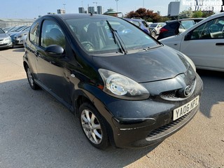 Location: North Woolwich - 2006 TOYOTA AYGO BLACK VVT-I 3 Door Hatchback REG: YA06NPZ, Keys: No, MOT Expiry date: 16/10/2025, 998 Petrol, 5 Speed Manual Petrol, Former Keepers: 8