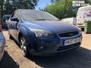 Location: Mitcham - 2007 FORD FOCUS ZETEC CLIMATE AUTO 5 Door Hatchback REG: HK07BZA, Keys: No, MOT Expiry date: 07/04/2025, 1596 Petrol, 4 Speed Auto Petrol, Former Keepers: 2