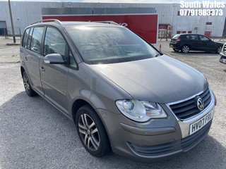 Location: South Wales - 2007 VOLKSWAGEN TOURAN SE TDI 105 MPV REG: HV07FRU, Keys: No, MOT Expiry date: 23/11/2024, 1896 Diesel, 6 Speed Manual Diesel, Former Keepers: 6