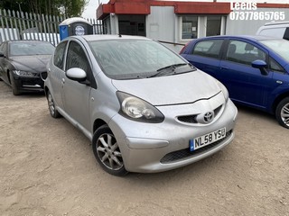 Location: Leeds - 2008 TOYOTA AYGO PLATINUM VVT-I 5 Door Hatchback REG: NL58YSU, Keys: No, MOT Expiry date: 16-10-2024, 998 Petrol, 5 Speed Manual Petrol, Former Keepers: 6