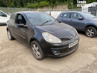 Location: Leeds - 2009 RENAULT CLIO EXTREME 3 Door Hatchback REG: RV09ENJ, Keys: No, MOT Expiry date: 21-03-2026, 1149 Petrol, 5 Speed Manual Petrol, Former Keepers: 10
