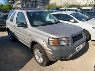 Location: North Woolwich - 2000 LAND ROVER FREELANDER XEI Estate REG: W604SGF, Keys: No, MOT Expiry date: 21/04/2024, 1795 Petrol, 5 Speed Manual Petrol, Former Keepers: 2