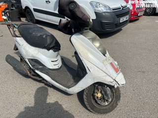 Location: North Woolwich - 2012 YAMAHA XC 125 E VITY Scooter REG: FE62VTM, Keys: No, MOT Expiry date: 23/02/2024, 124 Petrol, AUTOMATIC, Former Keepers: 10