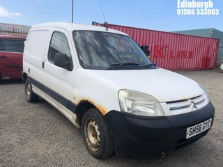 Location: Edinburgh - 2006 CITROEN BERLINGO 600D LX Car Derived Van REG: SH56GYZ, Keys: Yes, MOT Expiry date: 22/04/2025, 1868 Diesel, 5 Speed Manual Diesel, Former Keepers: 10