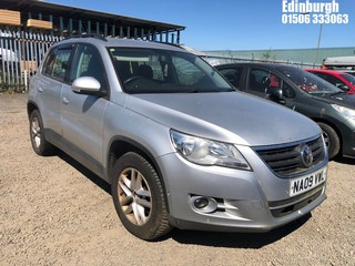 Location: Edinburgh - 2009 VOLKSWAGEN TIGUAN S TDI 140 Estate REG: NA09VWL, Keys: No, MOT Expiry date: 14/06/2024, 1968 Diesel, 6 Speed Manual Diesel, Former Keepers: 8