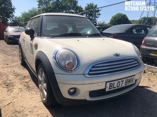 Location: Mitcham - 2007 MINI COOPER 3 Door Hatchback REG: BL07BMV, Keys: No, MOT Expiry date: 07/06/2025, 1598 Petrol, 6 Speed Manual Petrol, Former Keepers: 3