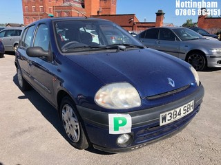 Location: Nottingham - 2000 RENAULT CLIO ETOILE AUTO 5 Door Hatchback REG: W384SBH, Keys: Yes, MOT Expiry date: 05/11/2024, 1598 Petrol, 5 Speed Auto Petrol, Former Keepers: 5