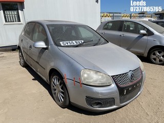 Location: Leeds - 2005 VOLKSWAGEN GOLF TDI SE AUTO 5 Door Hatchback REG: GV55BXY, Keys: No, MOT Expiry date: 29-06-2024, 1896 Diesel, 5 Speed Auto Diesel, Former Keepers: 12