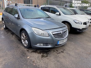 Location:  Hayes - 2010 VAUXHALL INSIGNIA SRI NAV Estate REG: DV60SYE, Keys: No, MOT Expiry date: 19/05/2024, 1796 Petrol, 6 Speed Manual Petrol, Former Keepers: 8