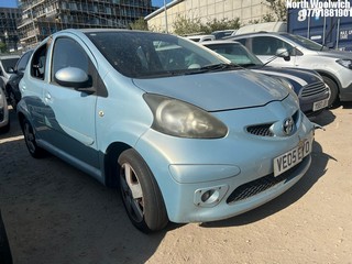 Location: North Woolwich - 2005 TOYOTA AYGO SPORT VVT-I 5 Door Hatchback REG: VE05EYO, Keys: No, MOT Expiry date: 13/08/2024, 998 Petrol, 5 Speed Manual Petrol, Former Keepers: 5