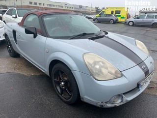 Location: Belvedere - 2003 TOYOTA MR2 ROADSTER VVTI Convertible REG: GP03UZT, Keys: No, MOT Expiry date: 05/07/2024, 1794 Petrol, 5 Speed Manual Petrol, Former Keepers: 6