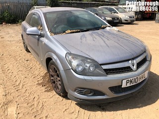 Location: Peterborough - 2010 VAUXHALL ASTRA SRI 113 3 Door Hatchback REG: PK10HVL, Keys: No, MOT Expiry date: 19/02/2025, 1598 Petrol, 5 Speed Manual Petrol, Former Keepers: 6