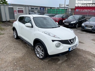Location: BRENTWOOD - 2013 NISSAN JUKE TEKNA 	 5 DOOR HATCHBACK REG: LN13FRO, 1598cc PETROL, 5 SPEED MANUAL PETROL, Former Keepers: 4, Keys: No, MOT: Expiry date14/02/2026