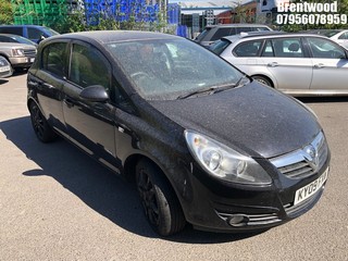 Location: Brentwood - 2009 VAUXHALL CORSA SXI A/C 5 Door Hatchback REG: KY09FXW, Keys: No, MOT Expiry date: 07/03/2025, 1229 Petrol, 5 Speed Manual Petrol, Former Keepers: 5