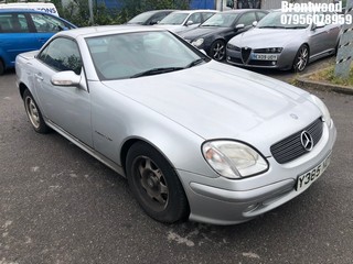 Location: Brentwood - 2001 MERCEDES SLK 200 KOMPRESSOR Coupe REG: Y385NOY, Keys: No, MOT Expiry date: 05/10/2024, 1998 Petrol, Auto Petrol, Former Keepers: 3