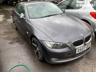 Location:  Hayes - 2007 BMW 325I SE AUTO Convertible REG: RX07UED, Keys: No, MOT Expiry date: 22/10/2024, 2996 Petrol, 6 Speed Auto Petrol, Former Keepers: 8