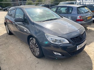 Location: North Woolwich - 2013 VAUXHALL ASTRA ENERGY 5 Door Hatchback REG: PX63HDH, Keys: No, MOT Expiry date: 10/05/2025, 1398 Petrol, 5 Speed Manual Petrol, Former Keepers: 14