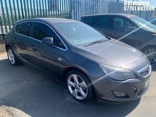 Location: Belvedere - 2010 VAUXHALL ASTRA SRI AUTO 5 Door Hatchback REG: FA08ZRA, Keys: No, MOT Expiry date: 10/06/2025, 1598 Petrol, 6 Speed Auto Petrol, Former Keepers: 7
