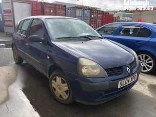 Location: Edinburgh - 2004 RENAULT CLIO AUTHENTIQUE 5 Door Hatchback REG: SL04XPD, Keys: Yes, MOT Expiry date: 20/03/2025, 1149 Petrol, 5 Speed Manual Petrol, Former Keepers: 4