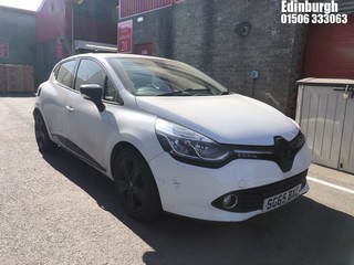 Location: Edinburgh - 2015 RENAULT CLIO DYNAMIQUE NAV TCE 5 DOOR HATCHBACK REG: SG65BXC, 898cc PETROL, 5 SPEED MANUAL PETROL, Former Keepers: 1, Keys: Yes, MOT Expiry date: 31/10/2025
