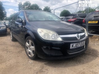 Location: MITCHAM - 2007 VAUXHALL ASTRA ENERGY 5 DOOR HATCHBACK REG: KJ07EUE, 1598cc PETROL, 5 SPEED MANUAL PETROL, Former Keepers: 4, Keys: No, MOT: Expiry date10/12/2025