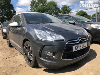 Location: Mitcham - 2015 CITROEN DS3 DSIRE THP 3 Door Hatchback REG: KP15LCJ, Keys: No, MOT Expiry date: 11/04/2025, 1598 Petrol, 6 Speed Manual Petrol, Former Keepers: 6
