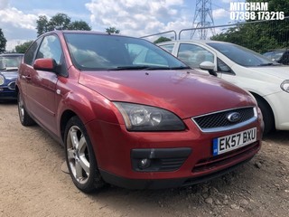 Location: Mitcham - 2007 FORD FOCUS ZETEC CLIMATE TDCI 3 Door Hatchback REG: EK57BXU, Keys: No, MOT Expiry date: 12/01/2025, 1753 Diesel, 5 Speed Manual Diesel, Former Keepers: 6