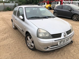 Location: Peterborough - 2005 RENAULT CLIO CAMPUS SPORT 3 Door Hatchback REG: BT55SGX, Keys: No, MOT Expiry date: 07/11/2024, 1149 Petrol, 5 Speed Manual Petrol, Former Keepers: 8