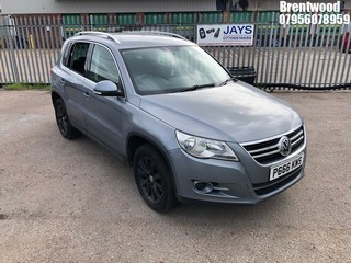Location: BRENTWOOD - 2009 VOLKSWAGEN TIGUAN SE TDI 4MOT A 140 	 ESTATE REG: P666KWS, 1968cc DIESEL, 6 SPEED AUTO DIESEL, Former Keepers: 9, Keys: No, MOT: Expiry date04/09/2025