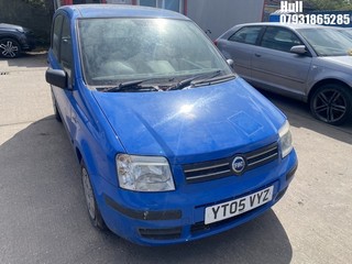 Location: Hull - 2005 FIAT PANDA DYNAMIC 5 Door Hatchback REG: YT05VYZ, Keys: No, MOT Expiry date: 07/02/2023, 1242 Petrol, Automatic, Former Keepers: 7