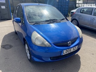Location: Hull - 2005 HONDA JAZZ SE CVT 5 Door Hatchback REG: LD05SZJ, Keys: No, MOT Expiry date: 31/01/2025, 1339 Petrol, Variable Speed Auto Petrol, Former Keepers: 3