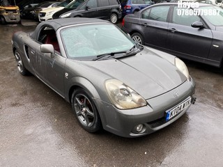 Location:  Hayes - 2004 TOYOTA MR2 VVT-I RED Convertible REG: KT04WTK, Keys: No, MOT Expiry date: 06/06/2025, 1794 Petrol, 6 Speed Manual Petrol, Former Keepers: 6