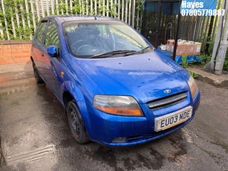 Location:  Hayes - 2003 DAEWOO KALOS SX 5 Door Hatchback REG: EU03MDE, Keys: No, MOT Expiry date: 26/09/2025, 1399 Petrol, 5 Speed Manual Petrol, Former Keepers: 5