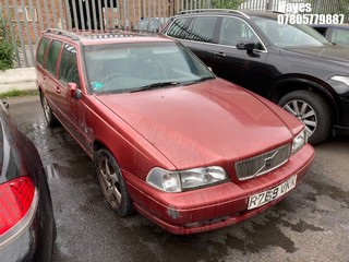 Location:  Hayes - 1998 VOLVO V70 CD T5 AUTO Estate REG: R769VKX, Keys: No, MOT Expiry date: 07/01/2025, 2319 Petrol, 4 Speed Auto Petrol, Former Keepers: 4