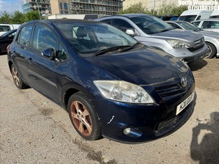 Location: North Woolwich - 2011 TOYOTA AURIS TR 5 Door Hatchback REG: HJ11GGF, Keys: No, MOT Expiry date: 16/06/2025, 1329 Petrol, 6 Speed Manual Petrol, Former Keepers: 4